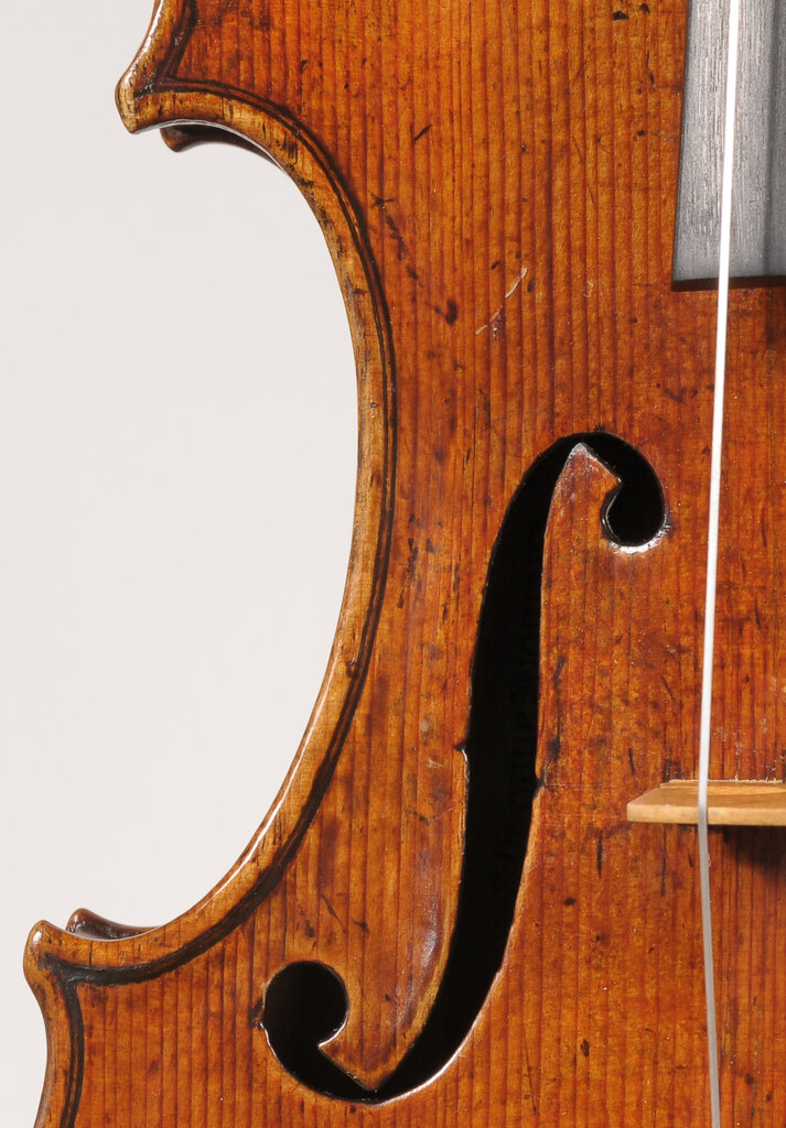 Guarneri del Gesu 1735 F hole